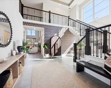 476 Anfield Cir - Photo Thumbnail 3