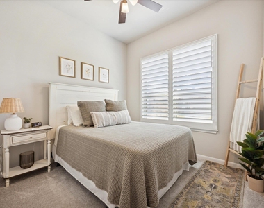 476 Anfield Cir - Photo Thumbnail 26