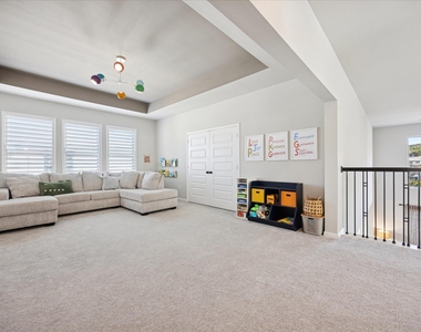 476 Anfield Cir - Photo Thumbnail 19