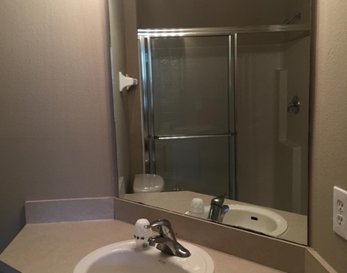 7801 Point Meadows Drive - Photo Thumbnail 18