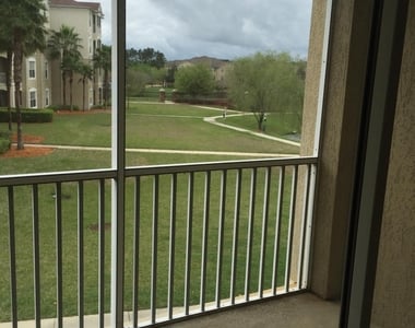7801 Point Meadows Drive - Photo Thumbnail 6