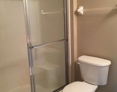 7801 Point Meadows Drive - Photo Thumbnail 20