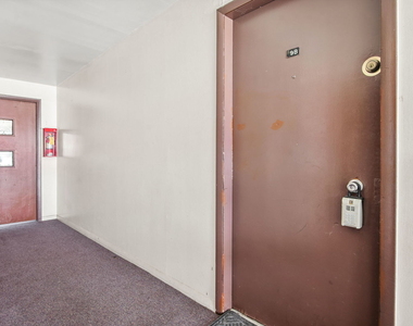 2500 Mark Thomas Lane - Photo Thumbnail 2