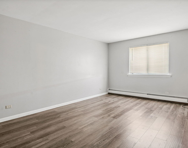 2500 Mark Thomas Lane - Photo Thumbnail 10