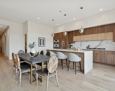 3951 N Wayne Avenue - Photo Thumbnail 4