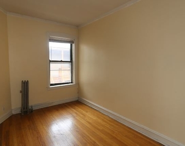 1923 W Winnemac Avenue - Photo Thumbnail 14
