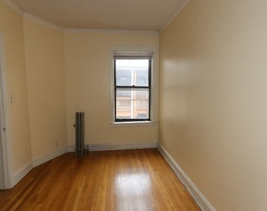 1923 W Winnemac Avenue - Photo Thumbnail 13
