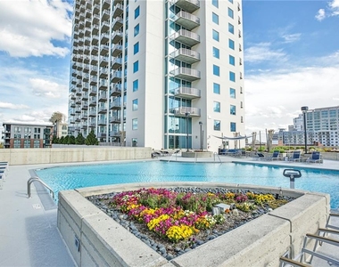 860 Peachtree Street Ne - Photo Thumbnail 5