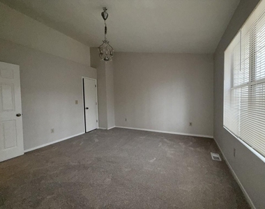 1509 Kilmuir Way - Photo Thumbnail 5