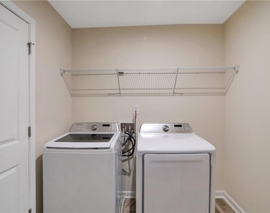 7139 Southface Way - Photo Thumbnail 18