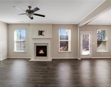 7139 Southface Way - Photo Thumbnail 4