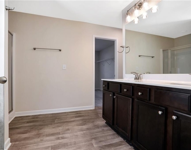 7139 Southface Way - Photo Thumbnail 16