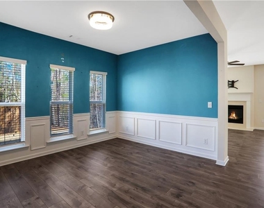 7139 Southface Way - Photo Thumbnail 2