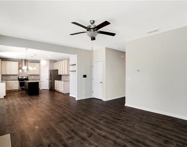 7139 Southface Way - Photo Thumbnail 8
