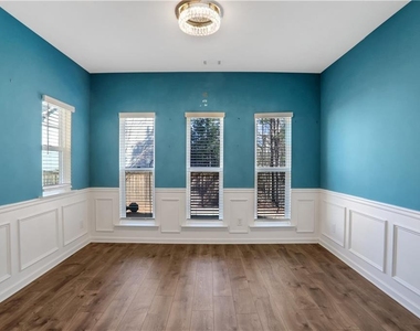 7139 Southface Way - Photo Thumbnail 3