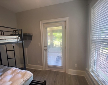 3816 Chamblee Dunwoody Road - Photo Thumbnail 14