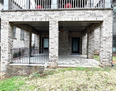 3816 Chamblee Dunwoody Road - Photo Thumbnail 8