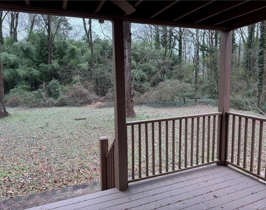 956 Slash Pine Road - Photo Thumbnail 7