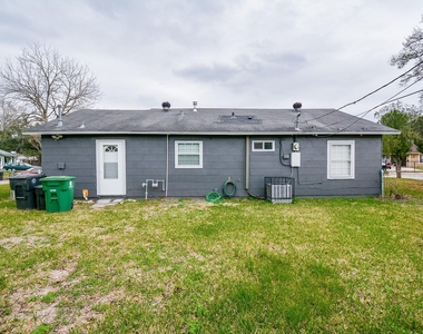 6422 Sherwood Drive - Photo Thumbnail 24