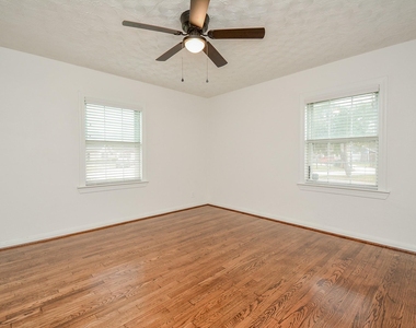 6422 Sherwood Drive - Photo Thumbnail 18