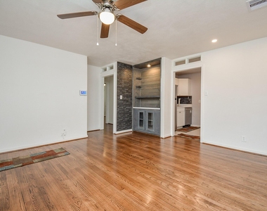6422 Sherwood Drive - Photo Thumbnail 6