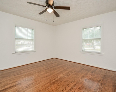 6422 Sherwood Drive - Photo Thumbnail 17