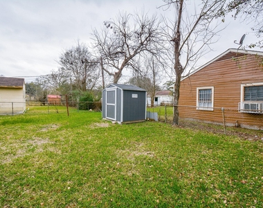 6422 Sherwood Drive - Photo Thumbnail 23