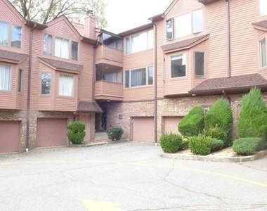 224b Washington - Photo Thumbnail 12
