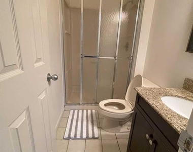 224b Washington - Photo Thumbnail 11