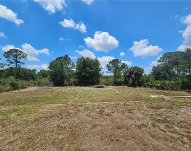 809 Lincoln Avenue - Photo Thumbnail 17