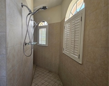 809 Lincoln Avenue - Photo Thumbnail 7