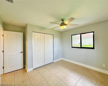 709 Se 8th Terrace - Photo Thumbnail 8