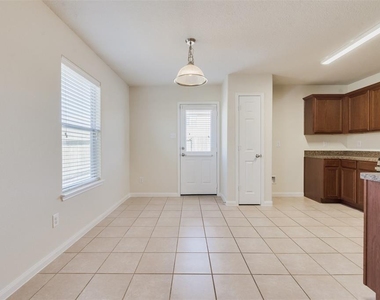 26918 Graybill Court Court - Photo Thumbnail 7
