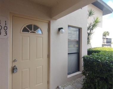 1069 Villa Drive - Photo Thumbnail 33