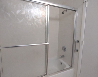 1069 Villa Drive - Photo Thumbnail 30