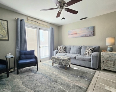 3303 Prince Edward Island Circle - Photo Thumbnail 22