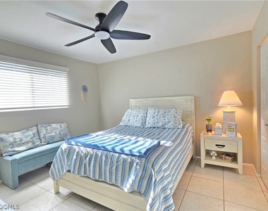 3303 Prince Edward Island Circle - Photo Thumbnail 7