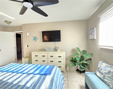 3303 Prince Edward Island Circle - Photo Thumbnail 6