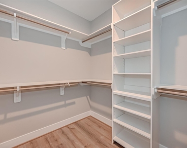 1718 Hardy Street - Photo Thumbnail 16