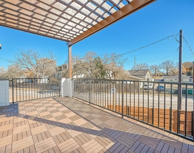 1718 Hardy Street - Photo Thumbnail 11