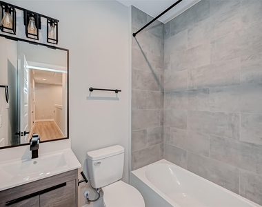 1718 Hardy Street - Photo Thumbnail 6