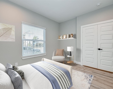 1718 Hardy Street - Photo Thumbnail 4