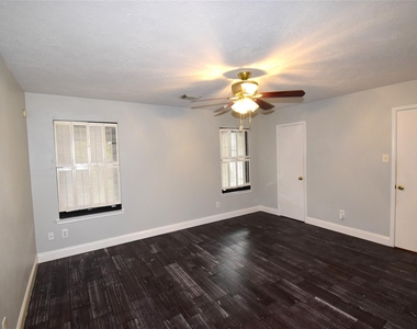 21022 Creek Edge Court - Photo Thumbnail 10