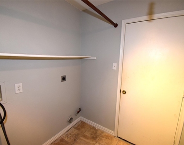 21022 Creek Edge Court - Photo Thumbnail 18