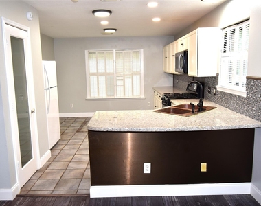 21022 Creek Edge Court - Photo Thumbnail 4