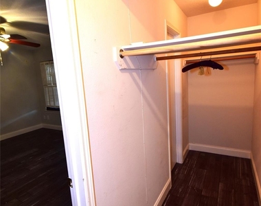 21022 Creek Edge Court - Photo Thumbnail 15