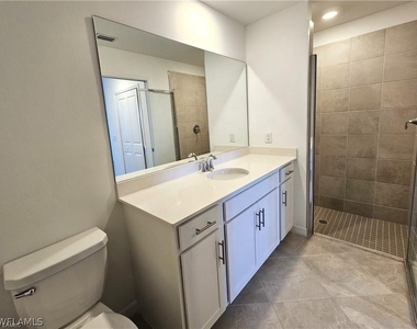 5749 Double Eagle Circle - Photo Thumbnail 12