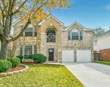 815 Robins Way - Photo Thumbnail 7
