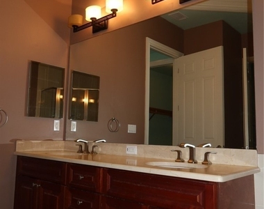 7168 Lemuria Circle - Photo Thumbnail 31