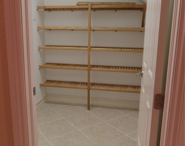 7168 Lemuria Circle - Photo Thumbnail 26